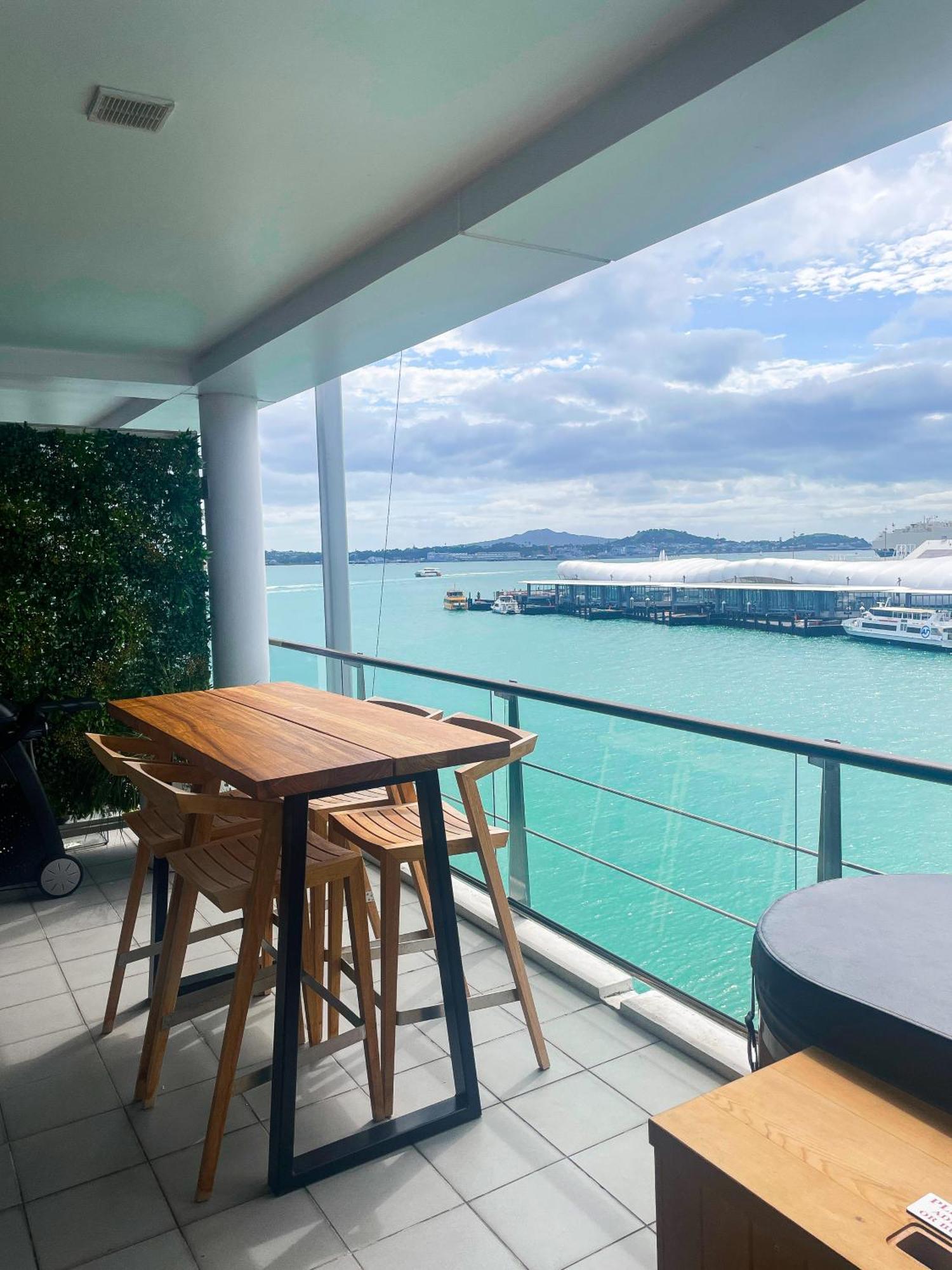 Luxury Apartment - Parking - Hot Tub - Stunning Views Auckland Esterno foto